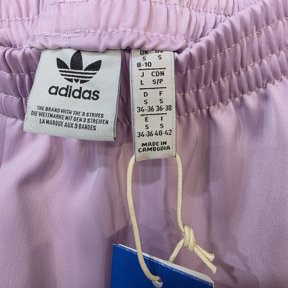Adidas NWT Originals Sprinter Shorts Size S Women's Light Orchid 3-Stripes - Picture 3 of 3